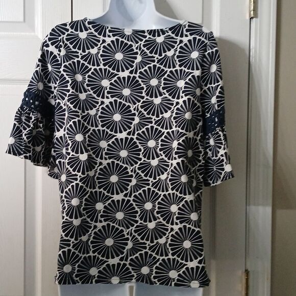 Crown & Ivy navy and white short sleeve top shirt Sz S NWOT - Picture 5 of 8